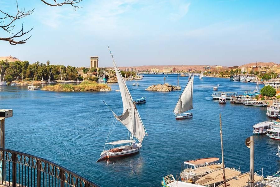 5 Days 4 Nights Egypt Holiday package includes Cairo & Nile Cruise from Aswan to Luxor